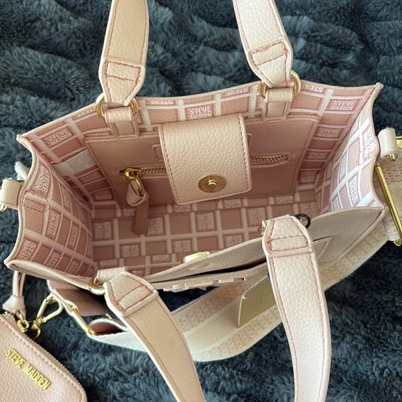 NWT Steve Madden Pink Crossbody and Coin Pouch Set - Picture 6 of 6